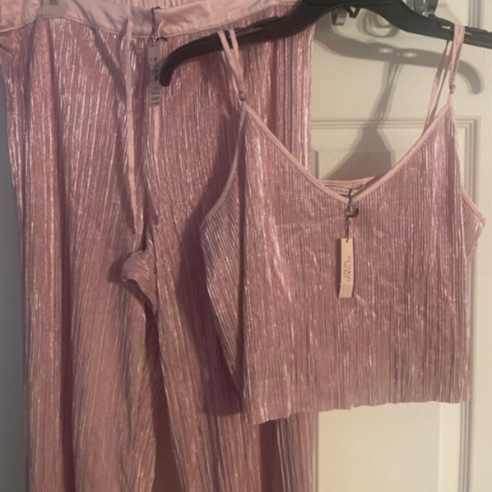 Victoria’s Secret 2‑Piece Pajama Set Women’s L NWT - A409